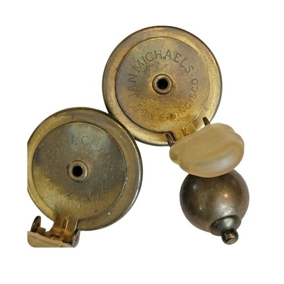 VTG Jan Michaels San Francisco Teal Molded Design earrings brass dangle Clip On - Picture 5 of 5